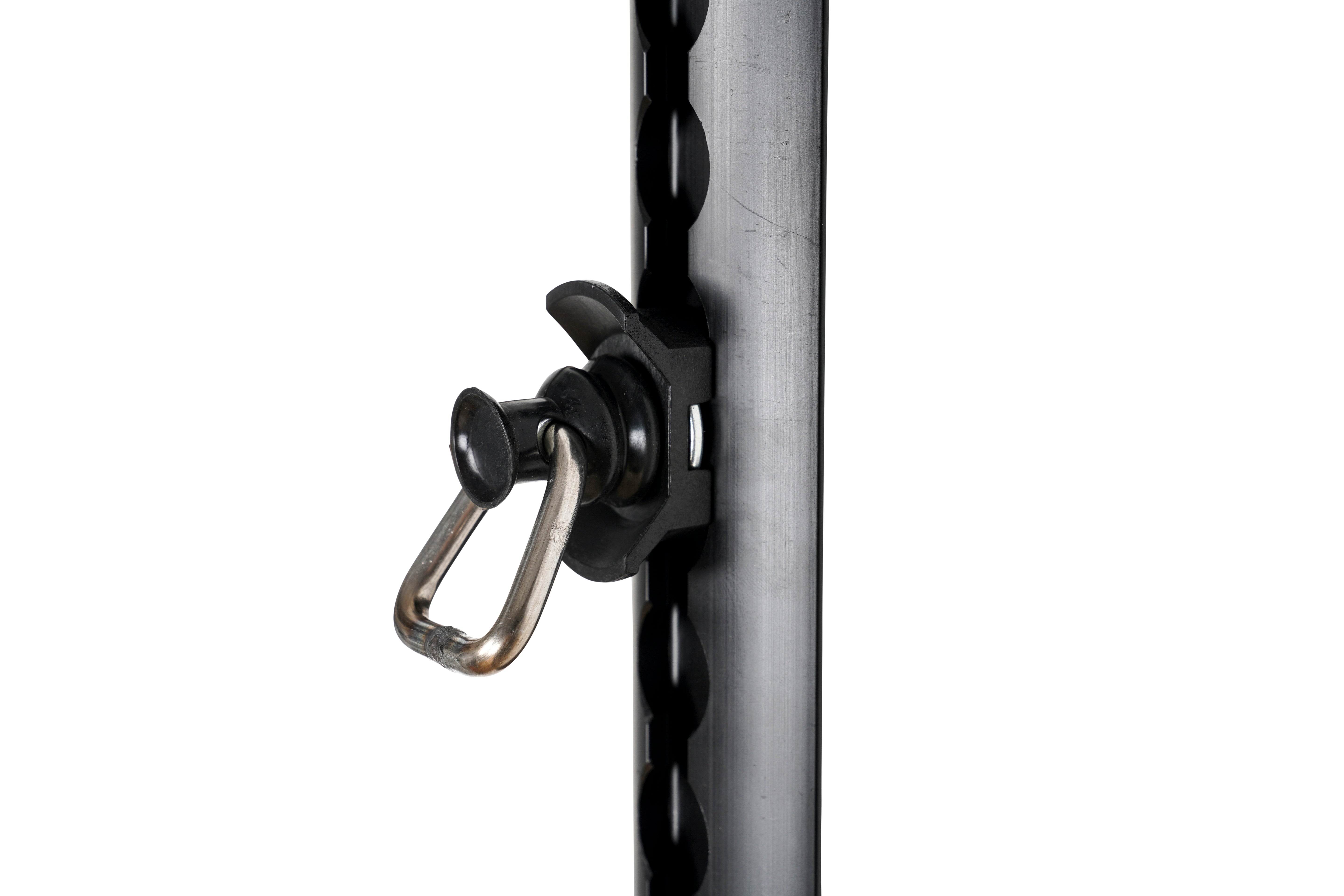 Single Stud Fitting L-Track